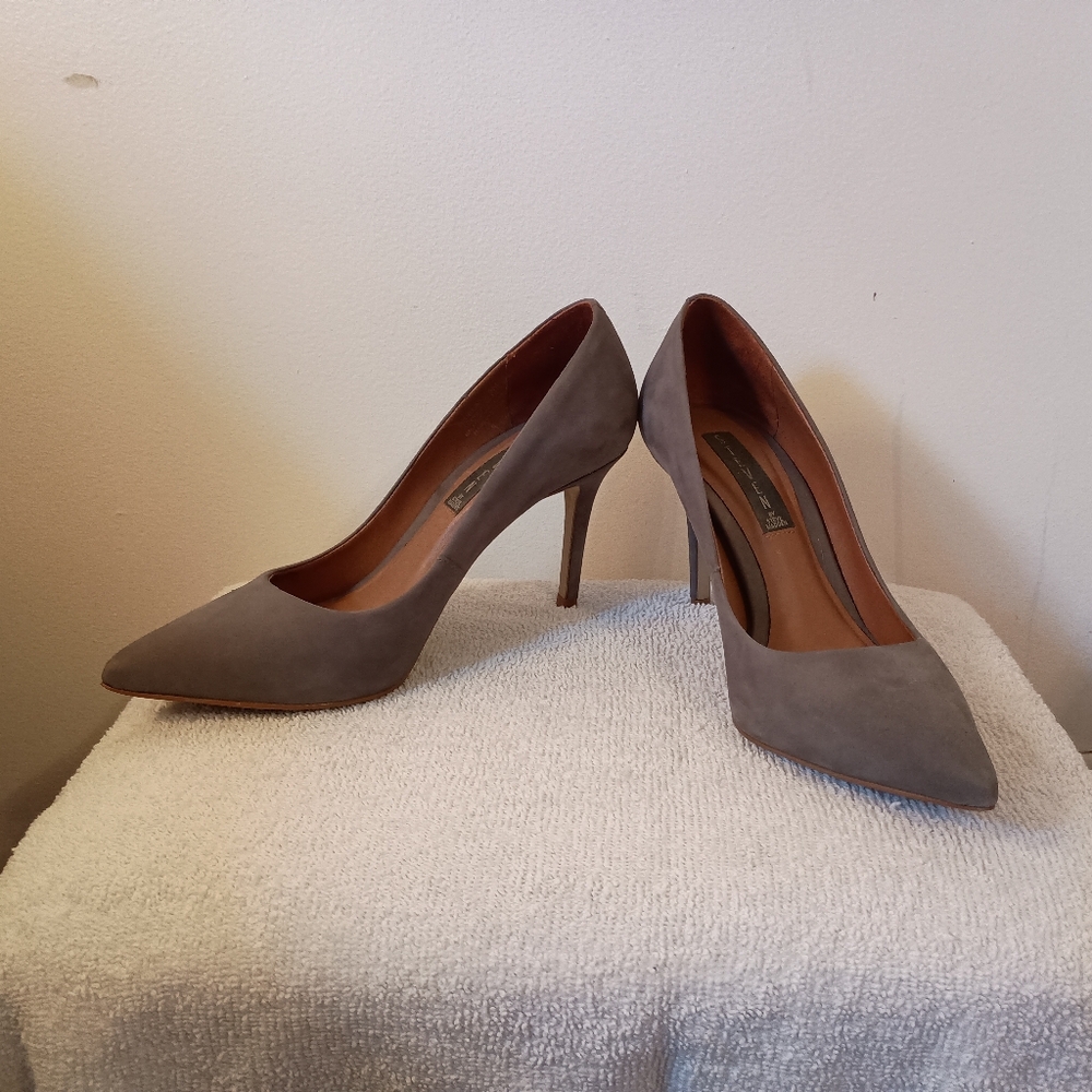 Elegant Gray Grey Steven By Steve Madden Women's Pumps Heels Shoes 9 EUC